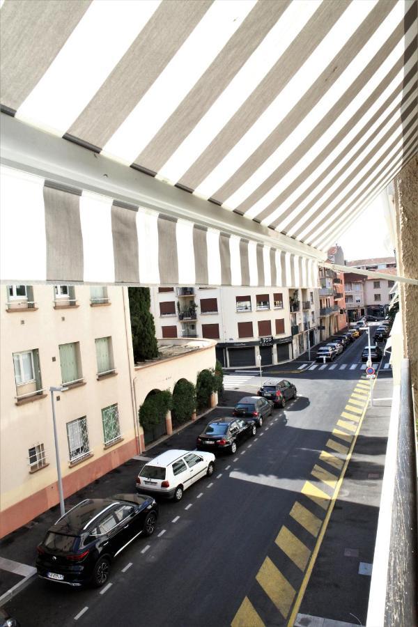 Appartement T3 Plein Centre Saint-Raphaël Buitenkant foto